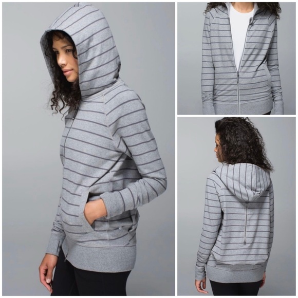 💥PRICE DROP💥 Rollin’ With My Omies Hoodie - Picture 1 of 6